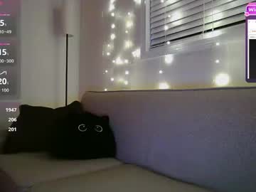 esoterickitten777's chat room