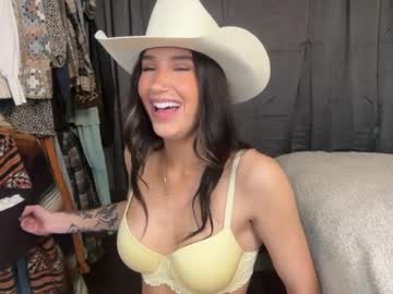 ella2sweet's chat room