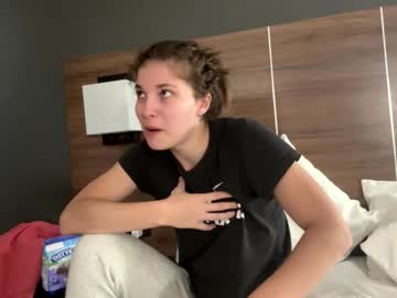 deepthroatqueen33's chat room