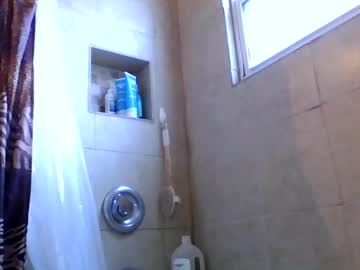 stickyredfunsize's chat room