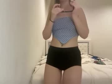 lilybrown07's chat room