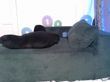 switchykitty's chat room