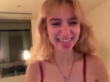 lilybrown07's chat room