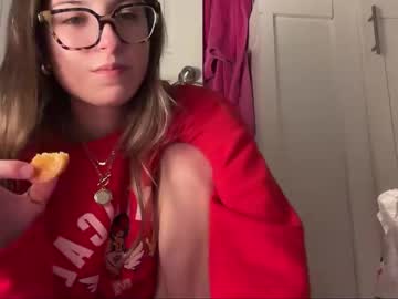 fantasyella's chat room