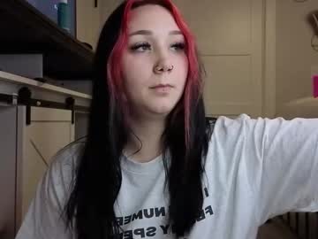 iveyjade33's chat room