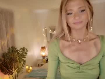 amyvalentine's chat room