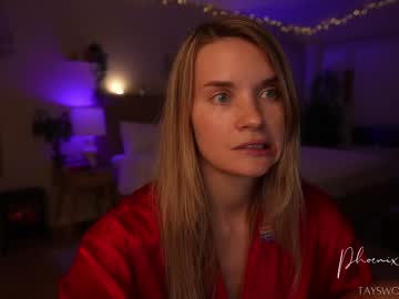 phoenix_taylor's chat room