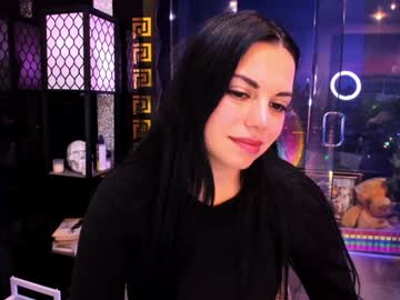 alma_pearl's chat room