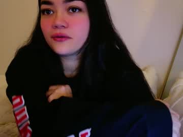 annatigarr's chat room