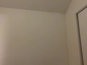 tinytittytia's chat room