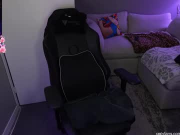 sabrinasarcade's chat room