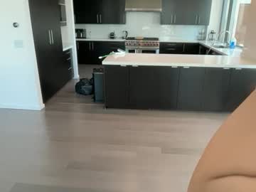 lilybrown07's chat room