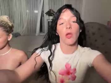 kendallmonroee's chat room