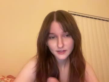 tinytittytia's chat room