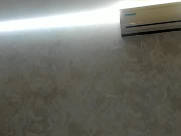 v_deville's chat room