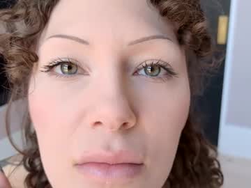 angelbabyphoebe's chat room