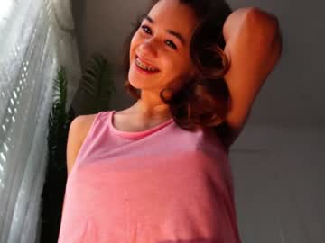 sunluscious's chat room