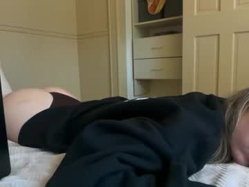 clairewalkerrr's chat room