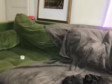 stacywithuu's chat room