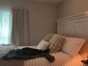 roxyrain2736's chat room