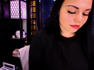 alma_pearl's chat room