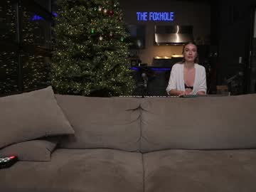 blondefoxsilverfox's chat room