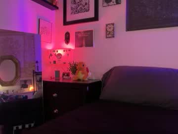 hannahtaylorr's chat room