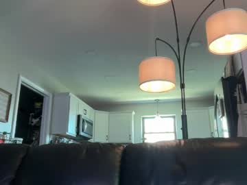 minahoneyy38's chat room