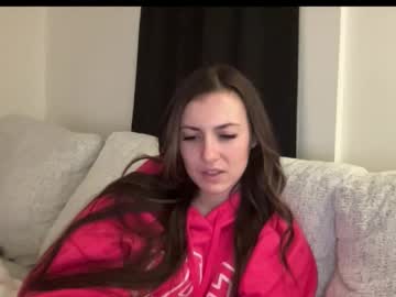 laylahlaylah1's chat room