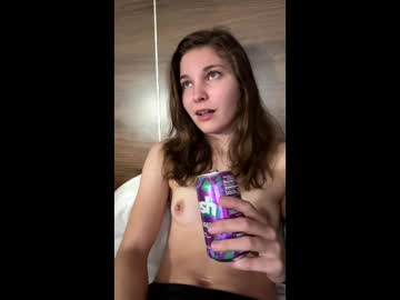 deepthroatqueen33's chat room