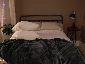 reign_rellic_'s chat room