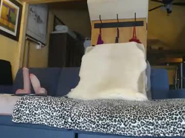 kimberlyfaysantana's chat room