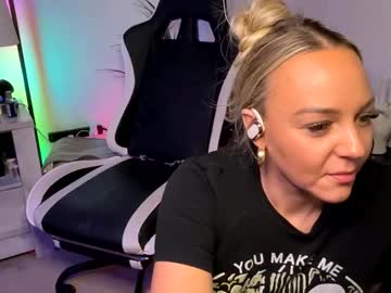 cumguzzlingskank's chat room