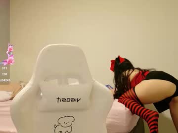 elisparadisex's chat room