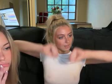 chloeros3e's chat room