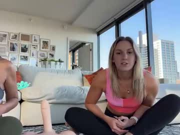 graciemae_baexx's chat room