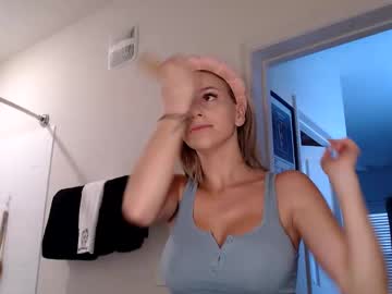 itsmealexisrae's chat room