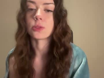 kr3amykay's chat room