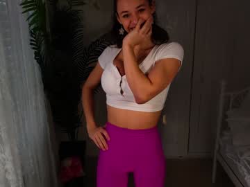 sunluscious's chat room