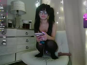 esoterickitten777's chat room