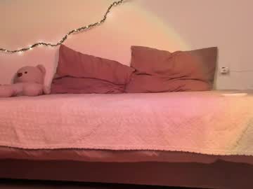 leilalafleur_'s chat room