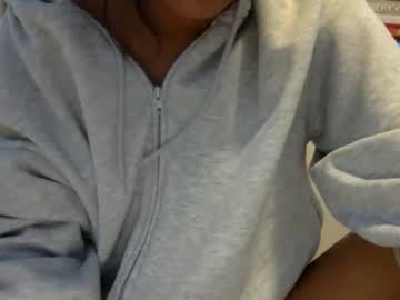 pretty_girl828687's chat room