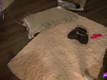 rosiebones's chat room