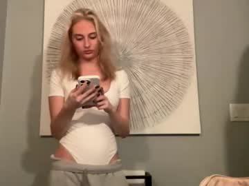 lightbluepufferfish's chat room