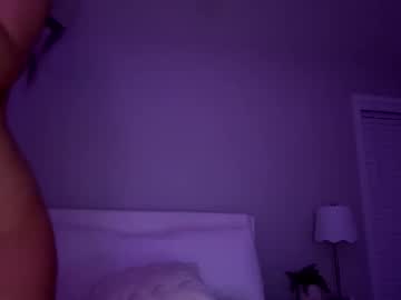 ellebby7's chat room