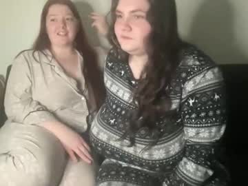 scarletttsinner's chat room