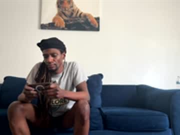 noturaveragemilf's chat room