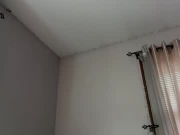 minahoneyy38's chat room