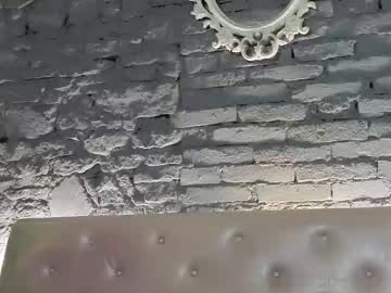 vixvixenn's chat room