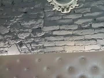 vixvixenn's chat room